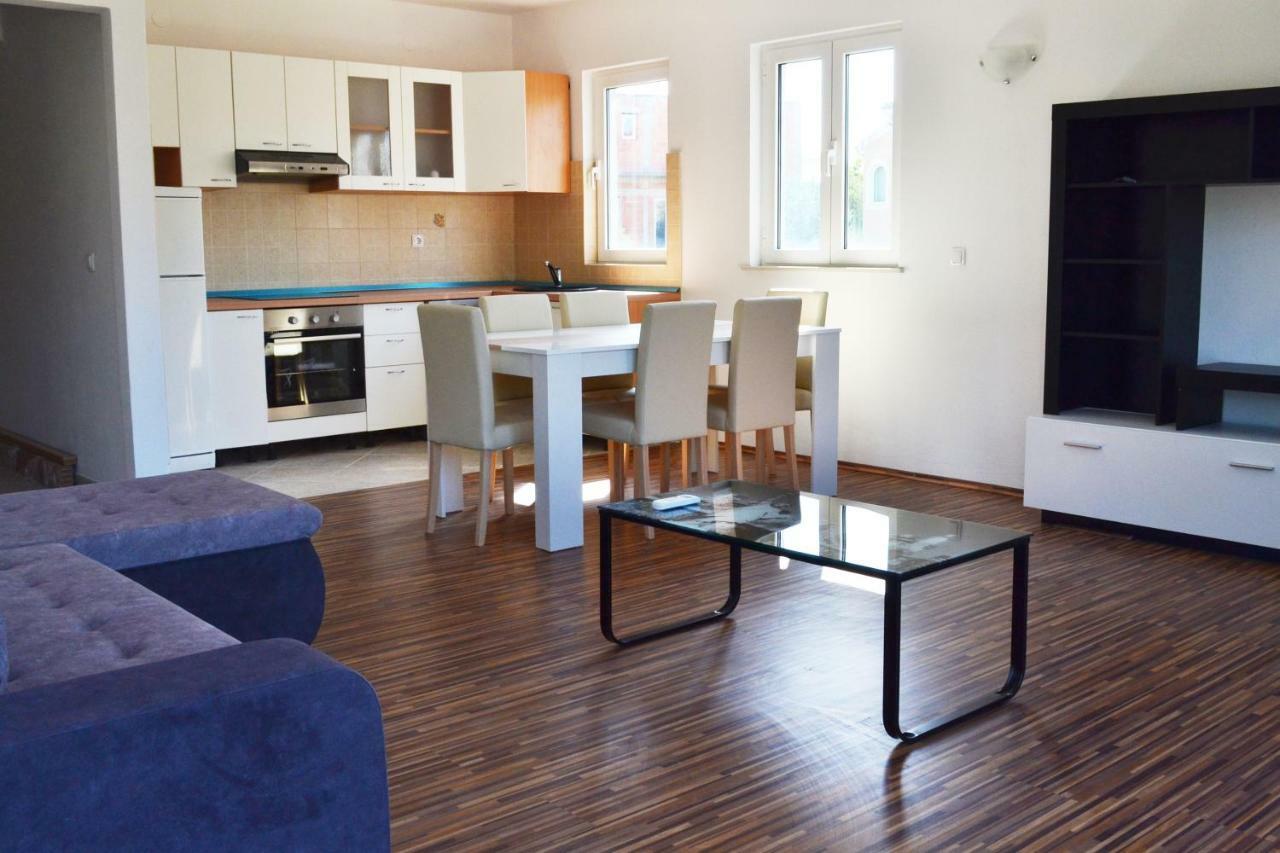 Apartman Ana Srima Esterno foto