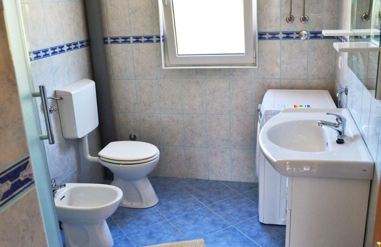 Apartman Ana Srima Esterno foto